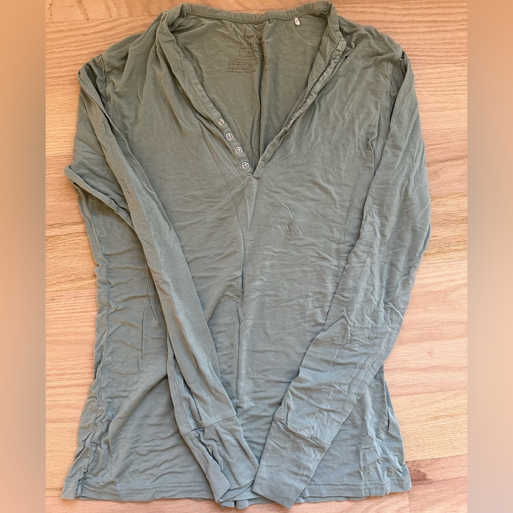 Little Sleepies snap button sleep shirt